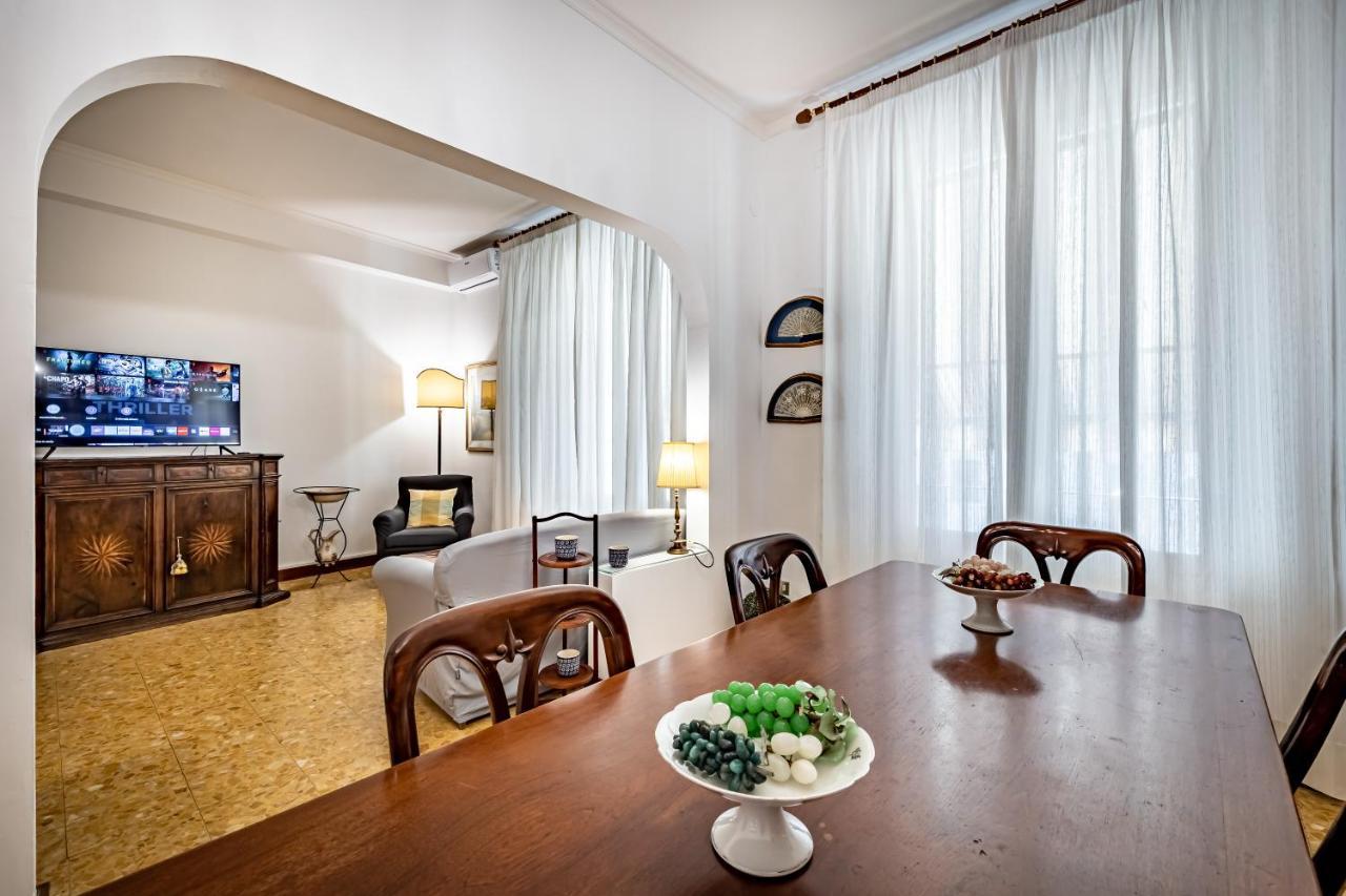 Yid Leopolda Few Minutes From Station Leilighet *