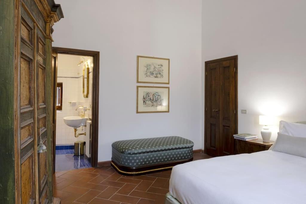 D/t Elegant & Spacious Flat 2' Walk Train Station Appartement