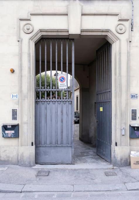 D/t Elegant & Spacious Flat 2' Walk Train Station Appartement Florence
