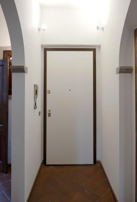 Appartement D/t Elegant & Spacious Flat 2' Walk Train Station *