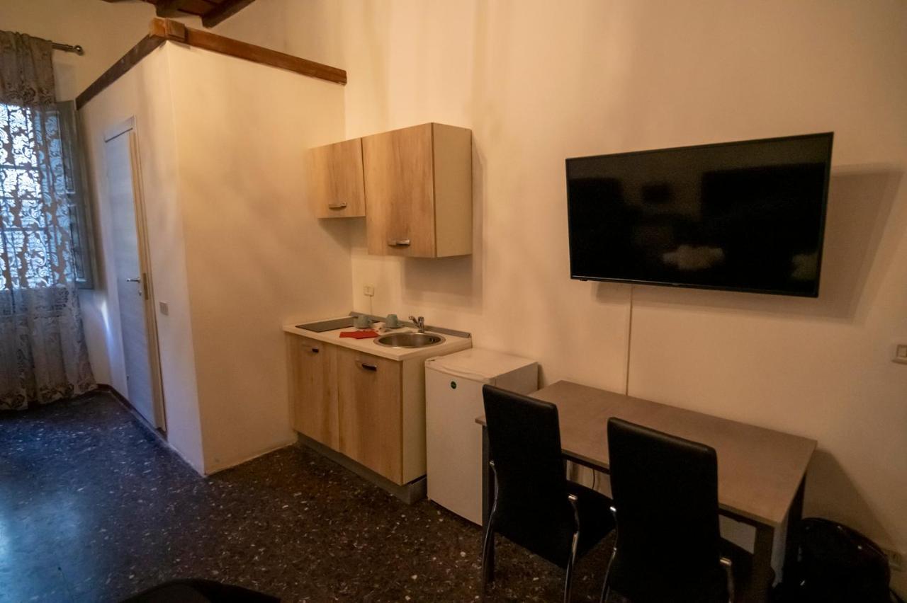 Le Stanze Dei Ghibellini * Firenze