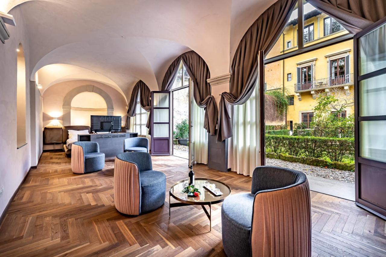 La Scaletta Al Ponte Vecchio Hotel 3*