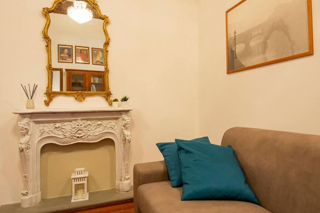 Demedici Apt W/ 2br 1' Walk Uffizi & Ponte Vecchio Florença