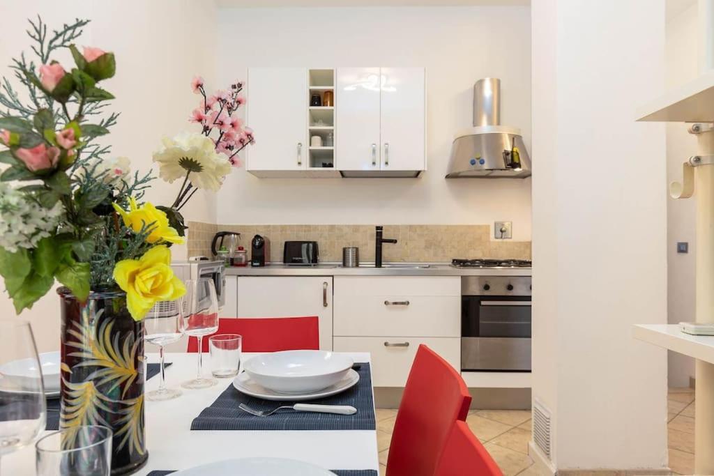 Duomoelegant In The Center Of Apartamento Florença