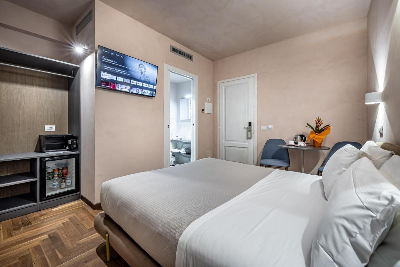 La Scaletta Al Ponte Vecchio 3*