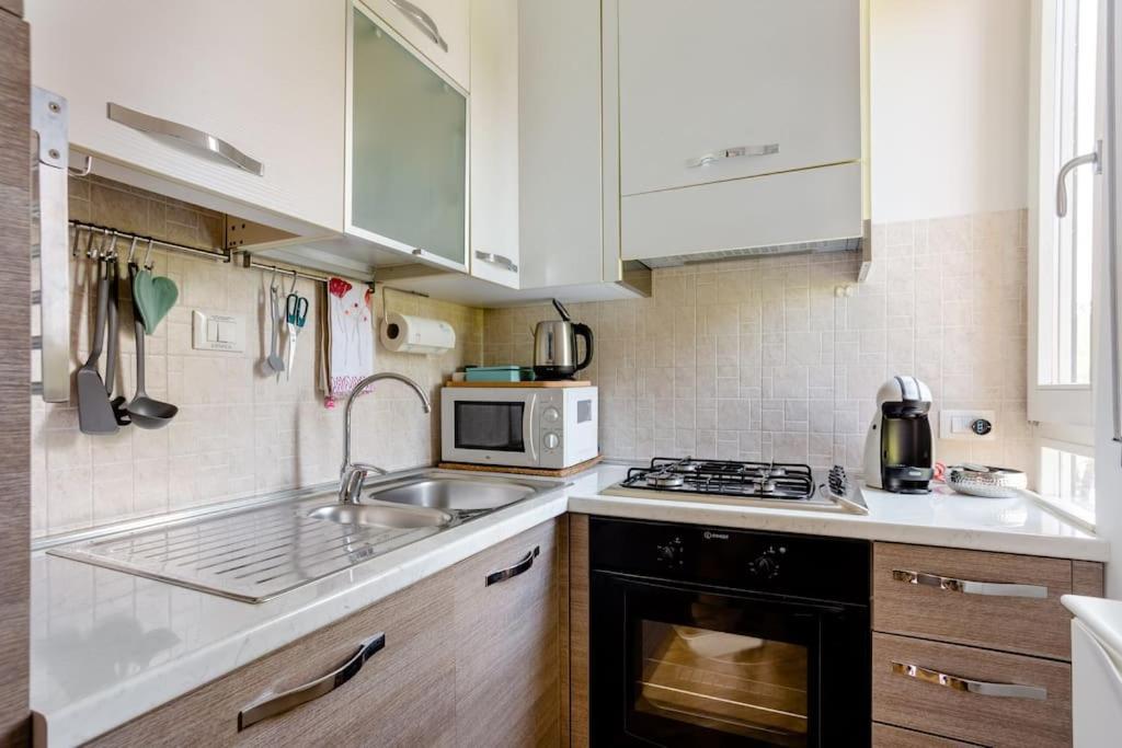 Sweet Redi All Comforts 7min To City Center Firenze