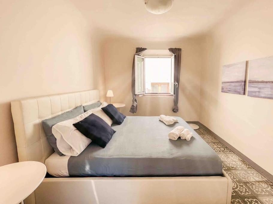 Elegante Residenza In Piazza De' Pitti Lejlighed *