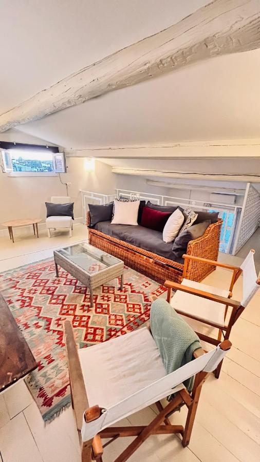 Borgo San Jacopo Penthouse By 360rentals * Firenze