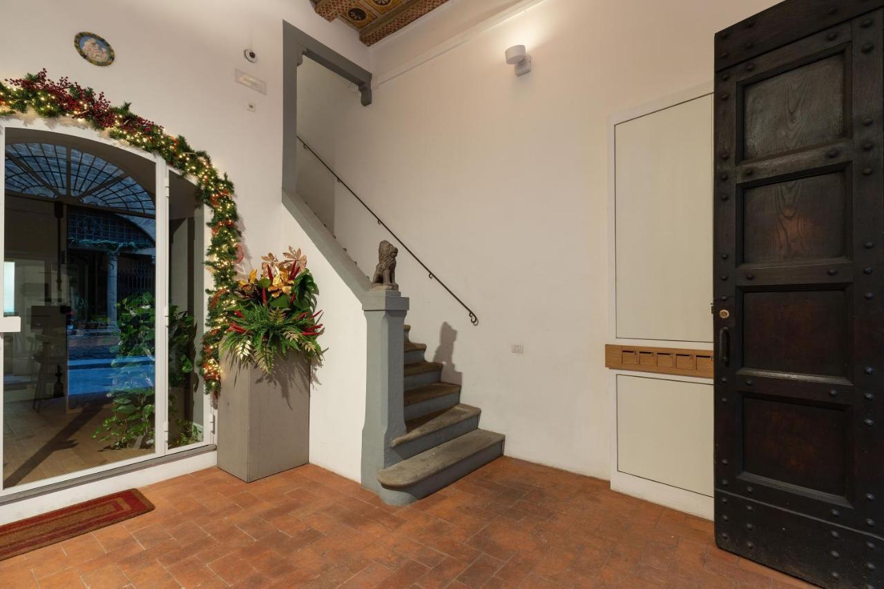 Borgo San Jacopo Penthouse By 360rentals Lejlighed Firenze