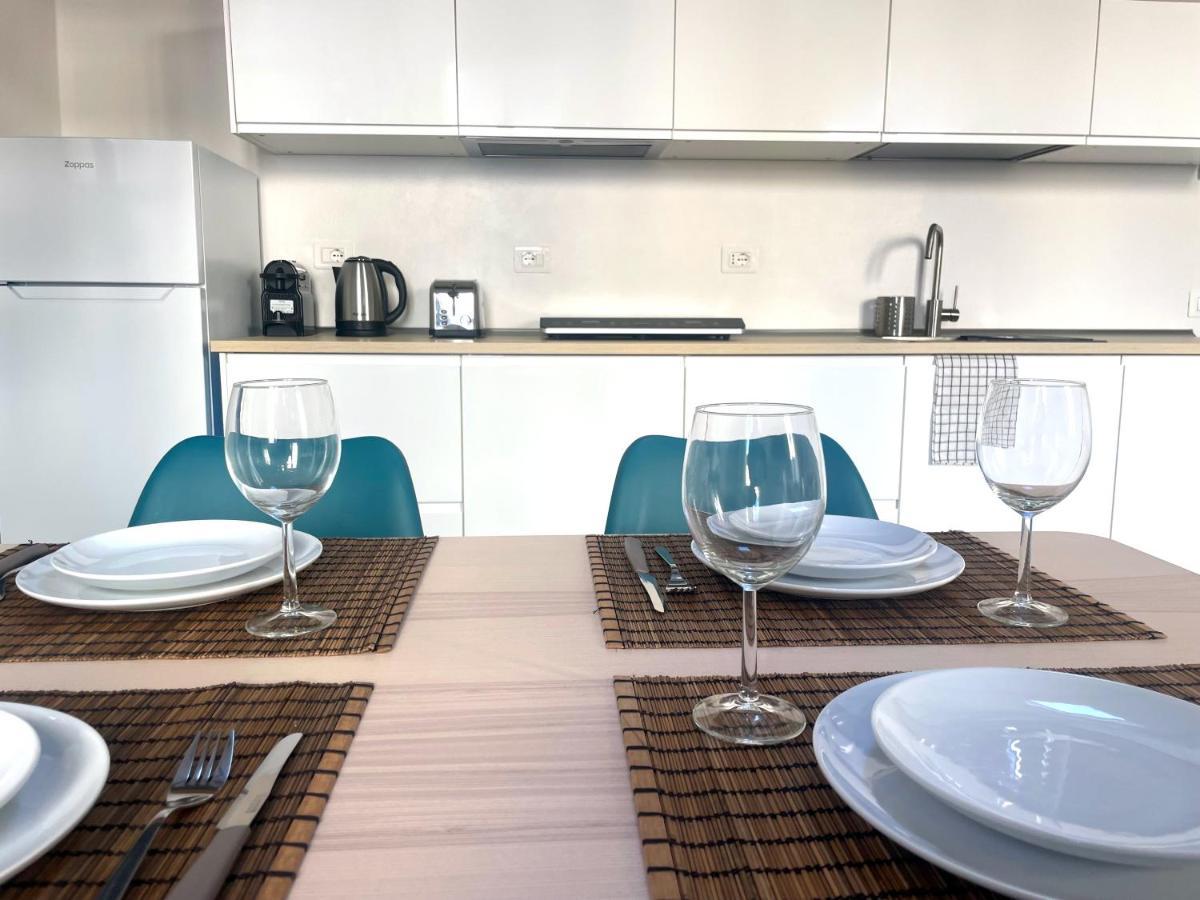Newly Renovated Modern&bright Apt - Center Appartement