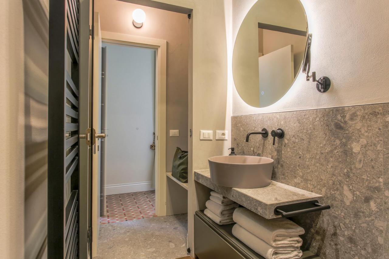 Seggiole Boutique Iris Appartement