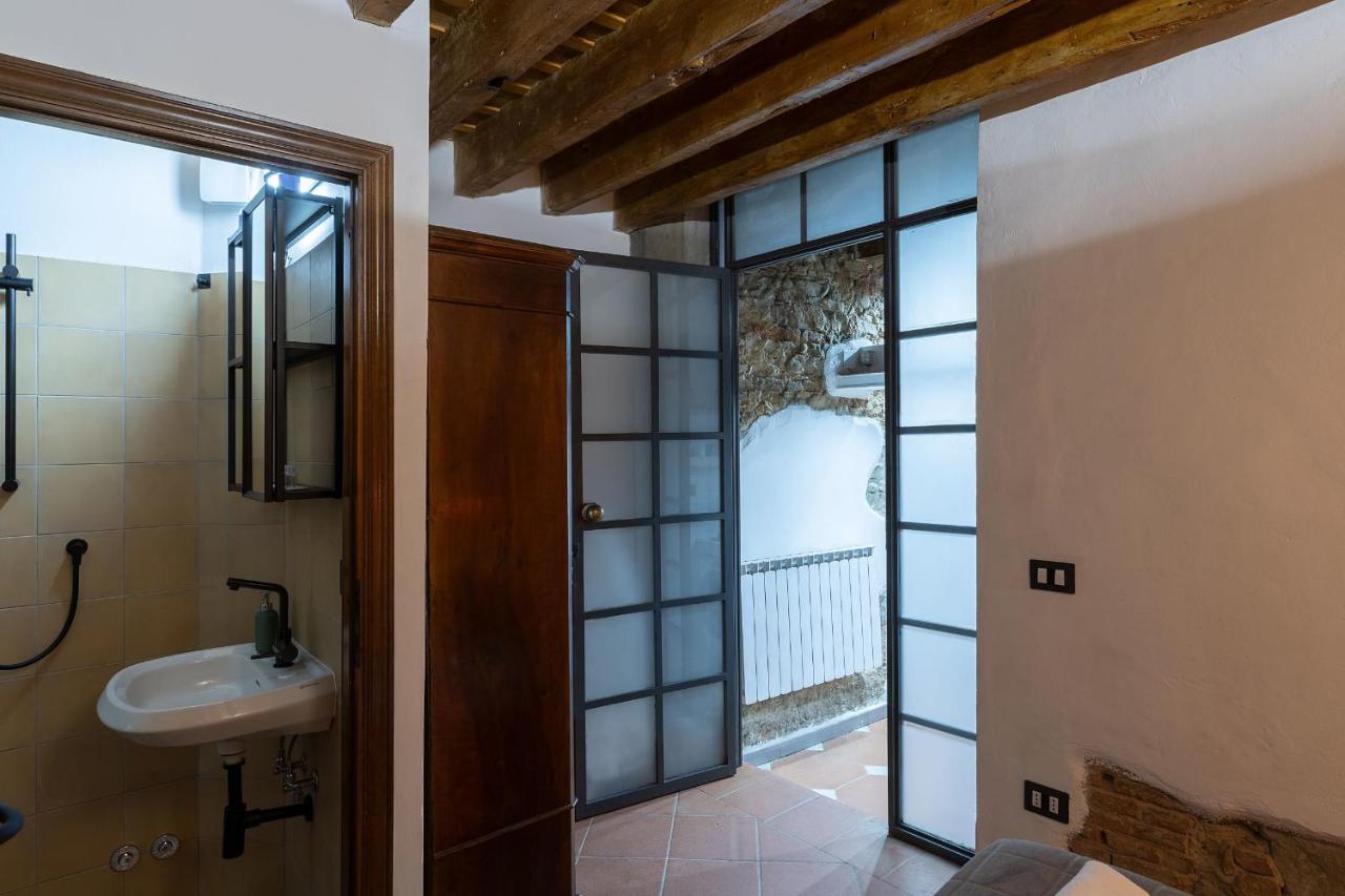 Serragli Court-hosted By Sweetstay Florence