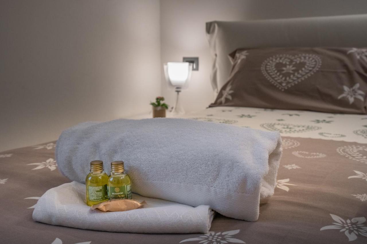 Lejlighed Garden Apartment, Il Tuo Accogliente Rifugio A Firenze