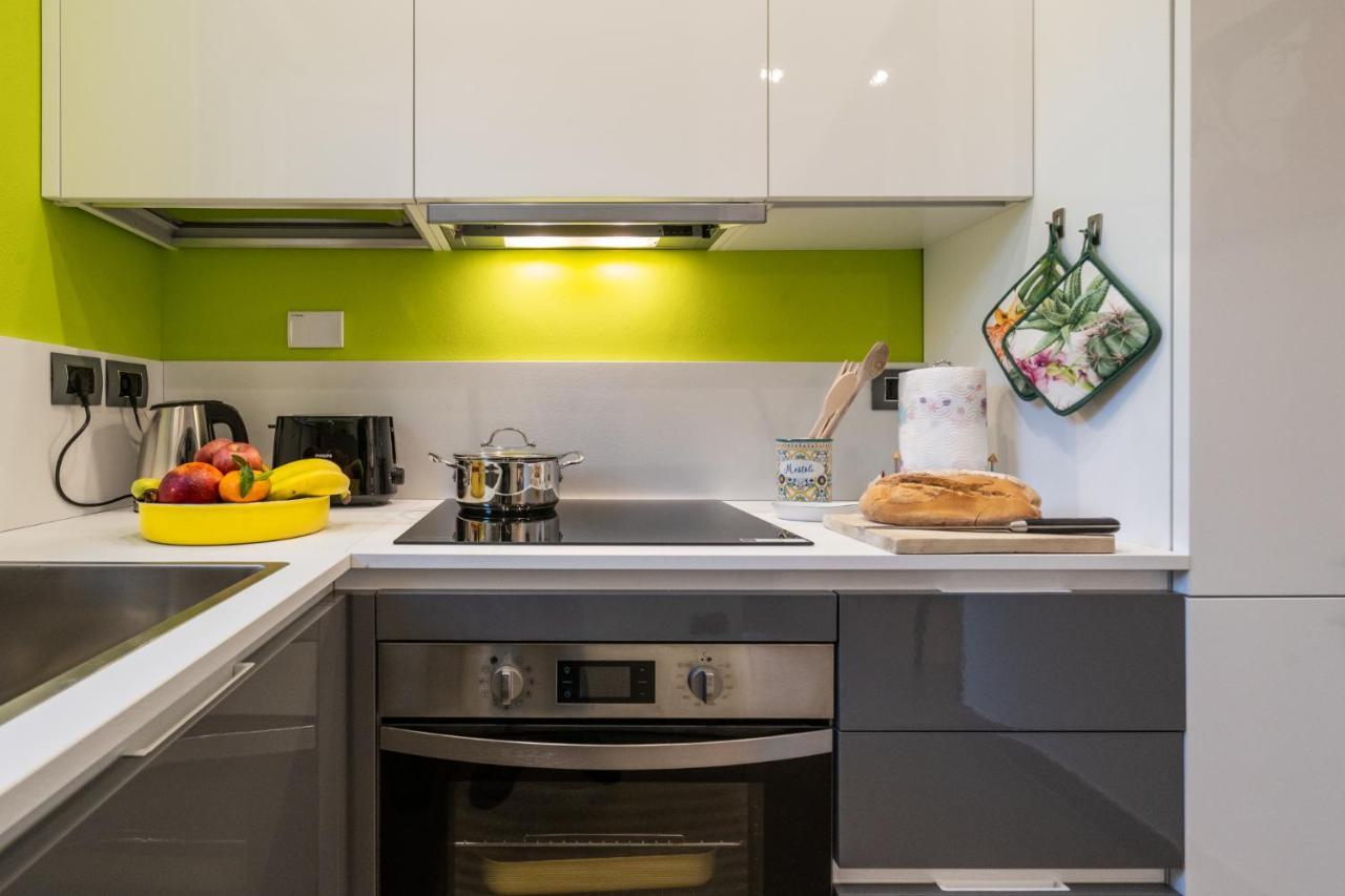 Garden Apartment, Il Tuo Accogliente Rifugio A Appartement
