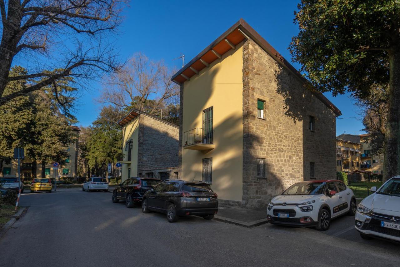 Garden Apartment, Il Tuo Accogliente Rifugio A Appartement
