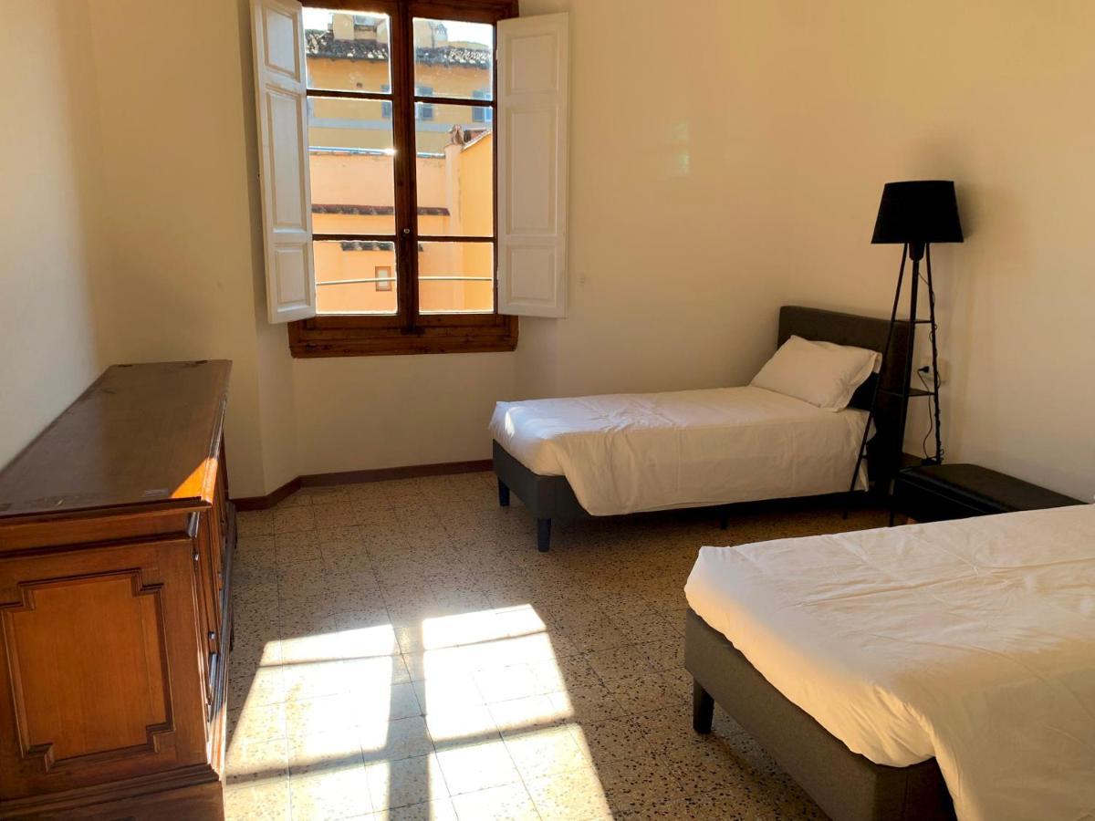 Porta Rossa Apartment Florence