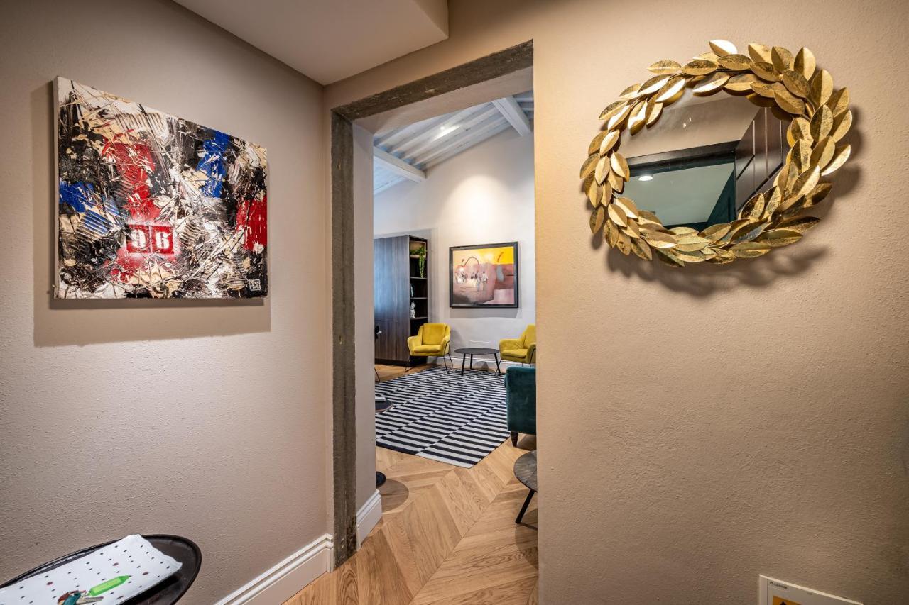 Hs4u Ricasoli Luxury Near Duomo N.2 Apartment
