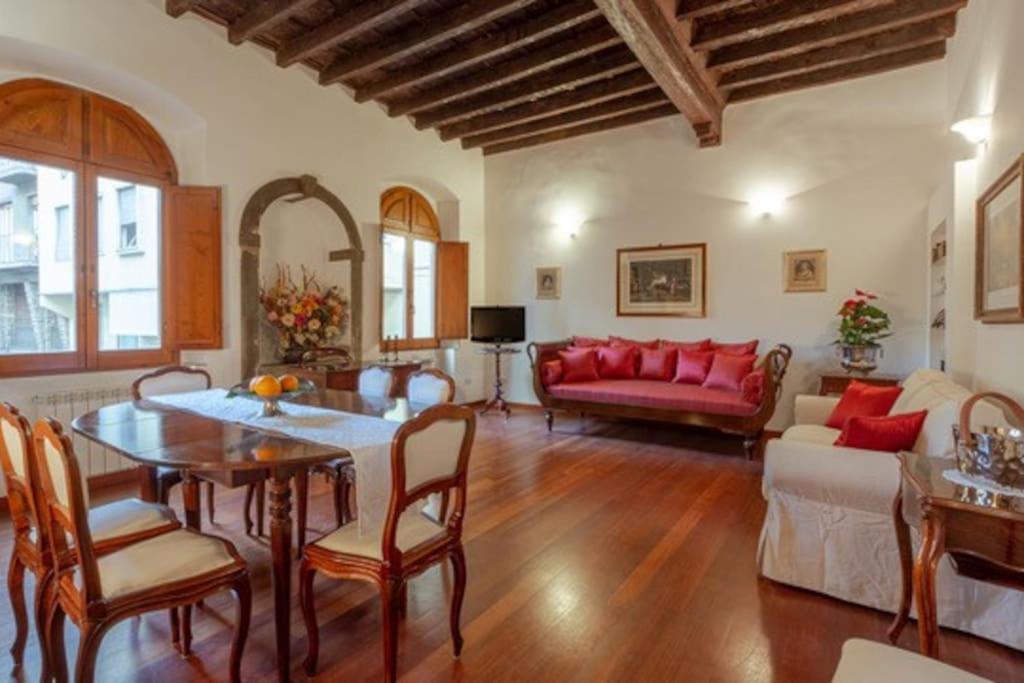 Elegant Ramaglianti Flat -santo Spirito District Appartement