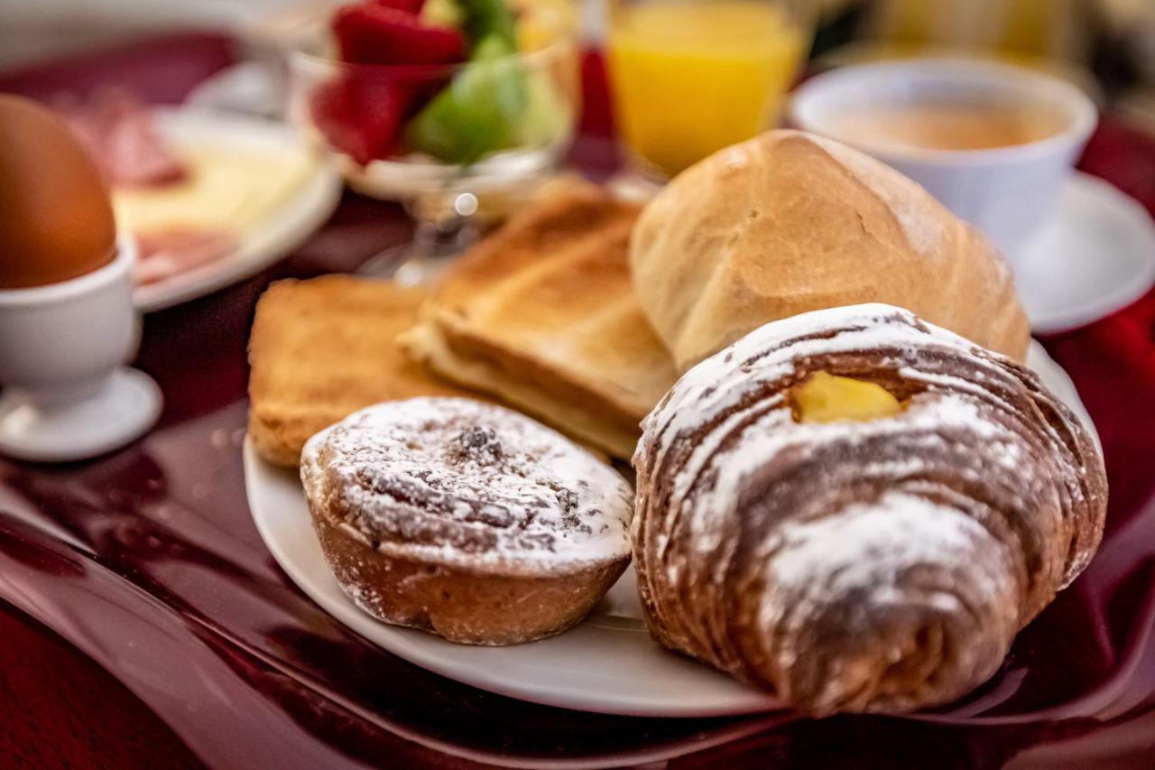 Acomodação com café da manhã  Cerretani Palace Florença