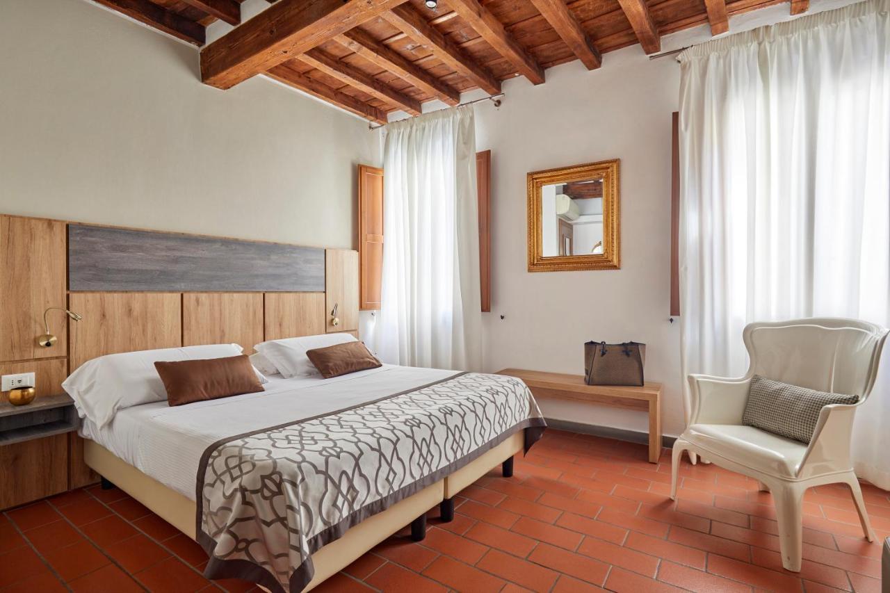 Sette Angeli Couette-café 3*