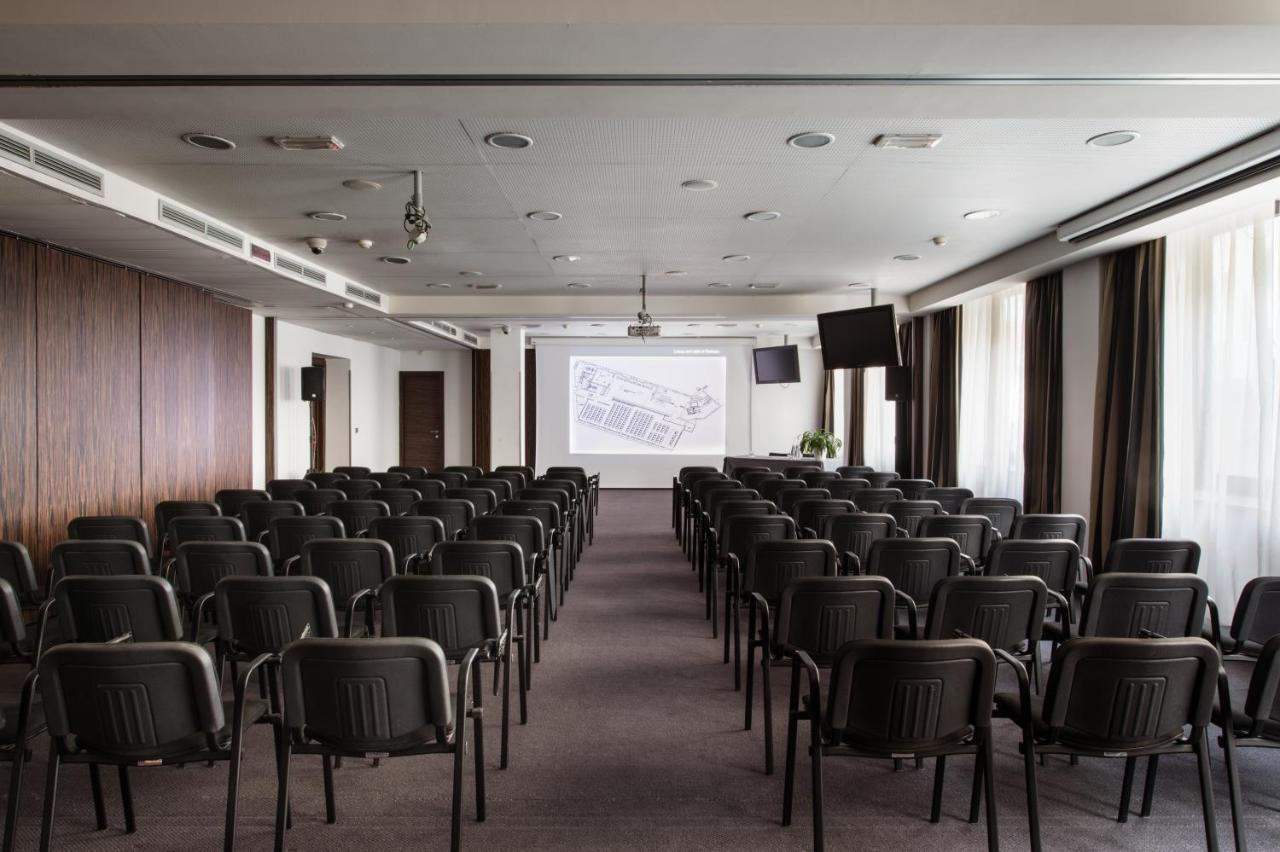 Hotel C-hotels Ambasciatori 4*