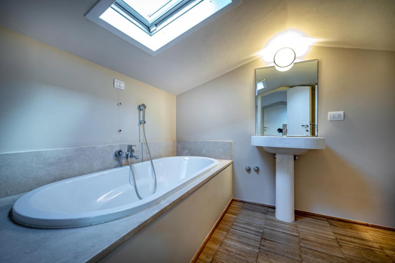 Appartement Yid Penthouse On River With Parking