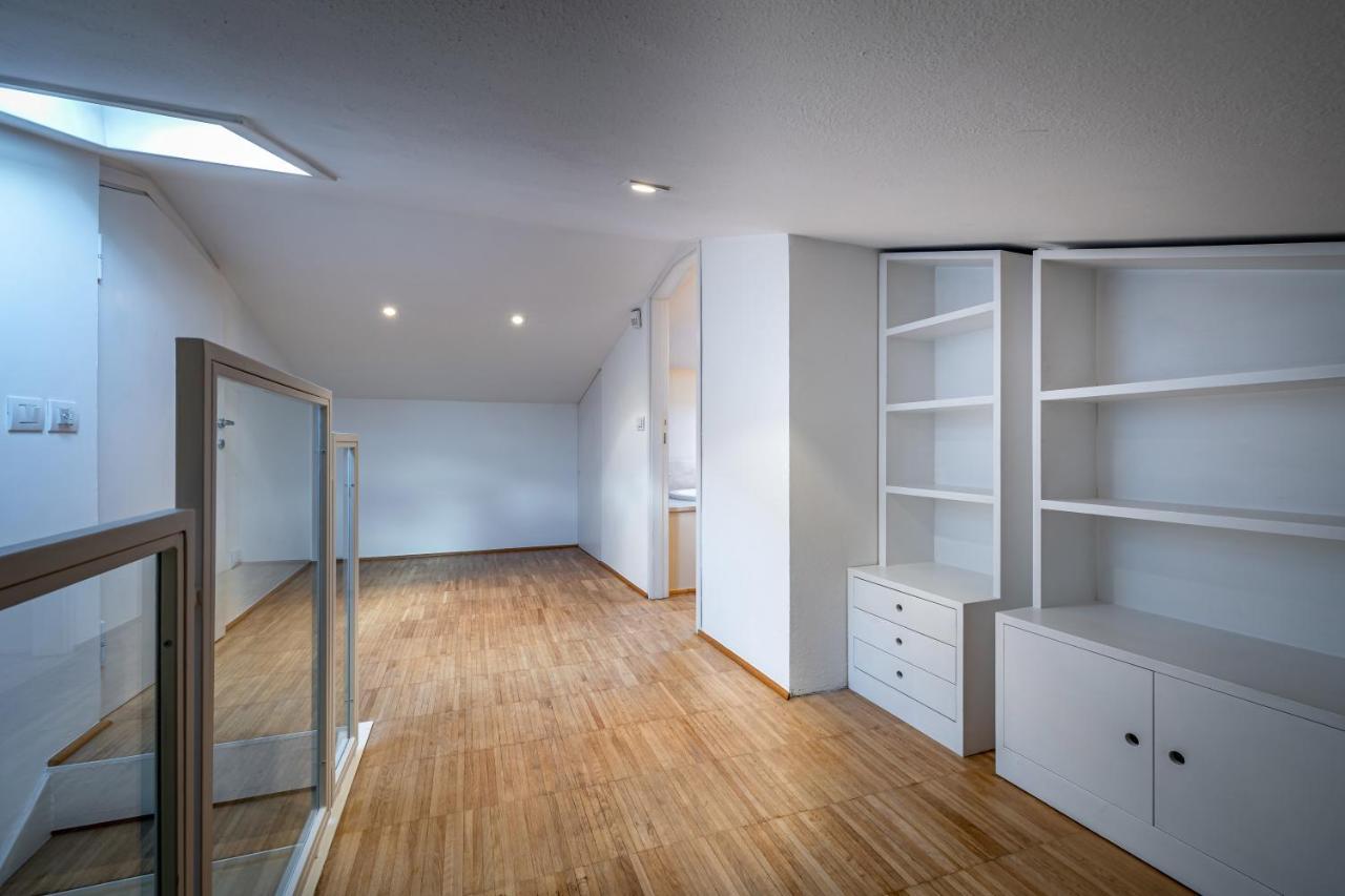 Yid Penthouse On River With Parking * Firenze
