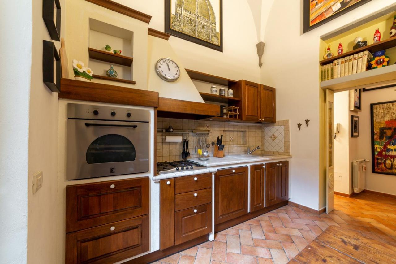 The Paintress With Private Patio Firenze