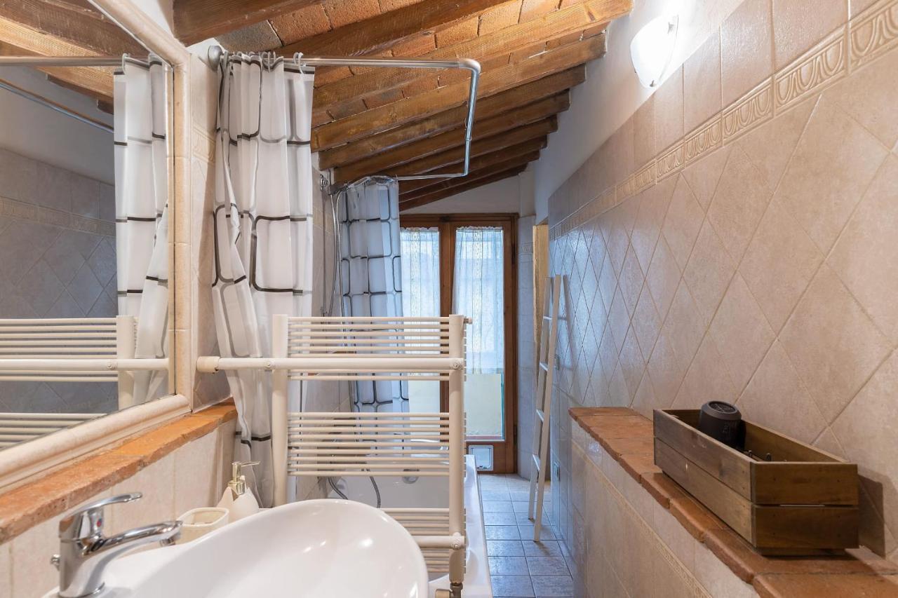 San Zanobi Nest In * Firenze