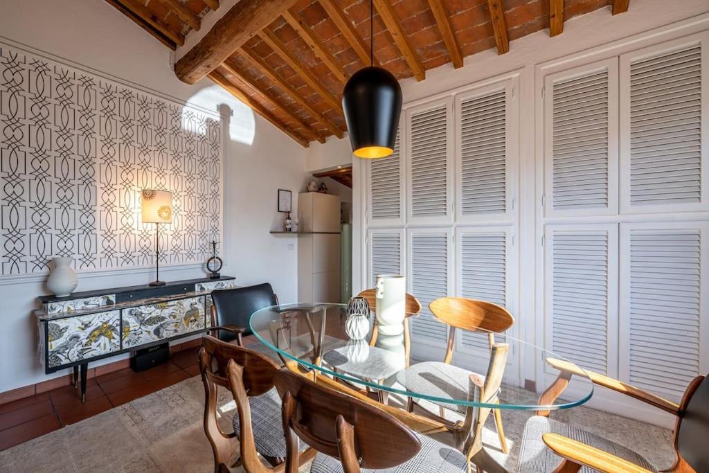 View Of Pitti Palace Elegant Loft Apartment