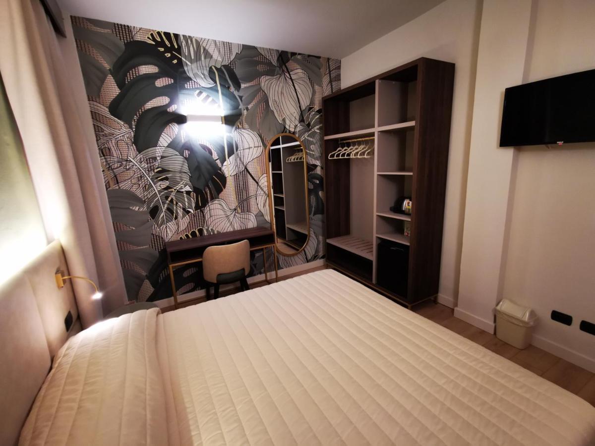 Balcony Hotel 3*