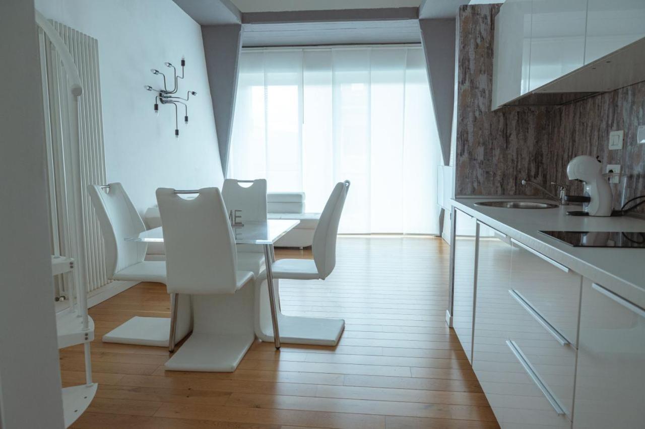 爪ㄚ ㄥㄖ千ㄒ Apartamento