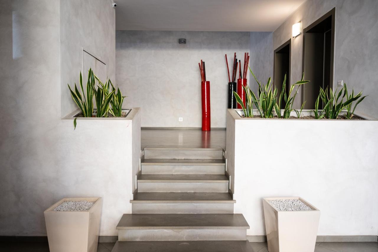 Elegant Location In - 2 Free Parking! Appartement Florence