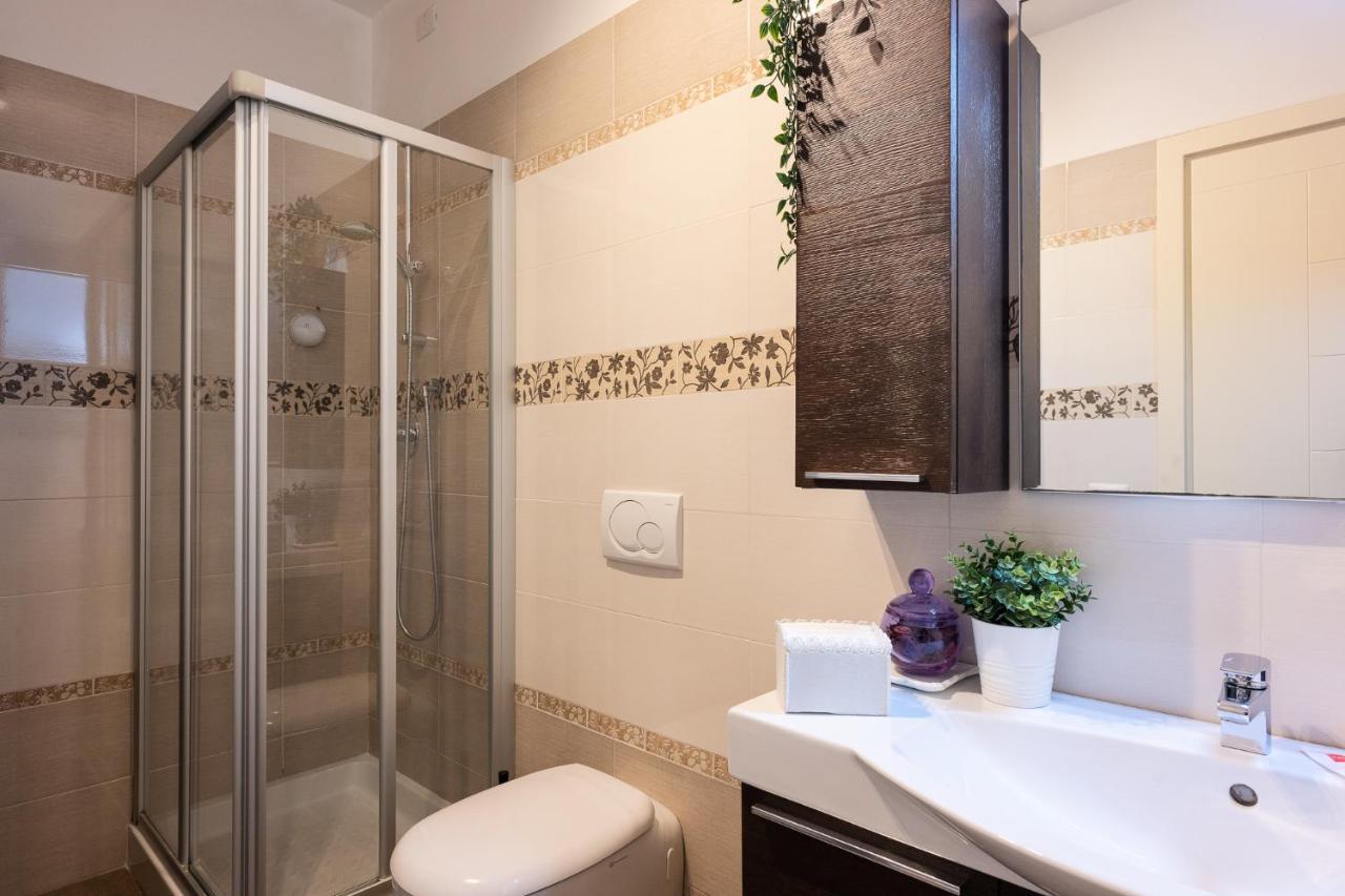 Elegant Location In - 2 Free Parking! Florence