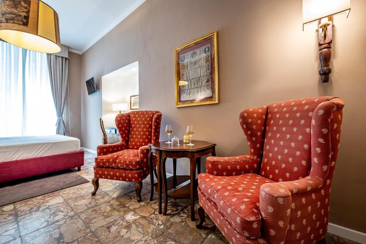 Acomodação com café da manhã  Cerretani Palace Florença
