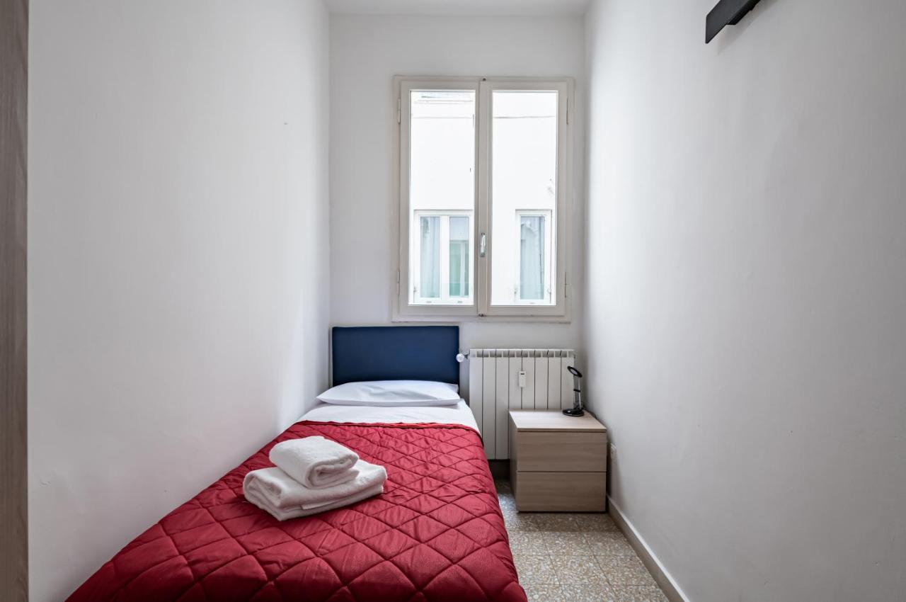 Ponte Vecchio Roomy Flat X7 * Florença