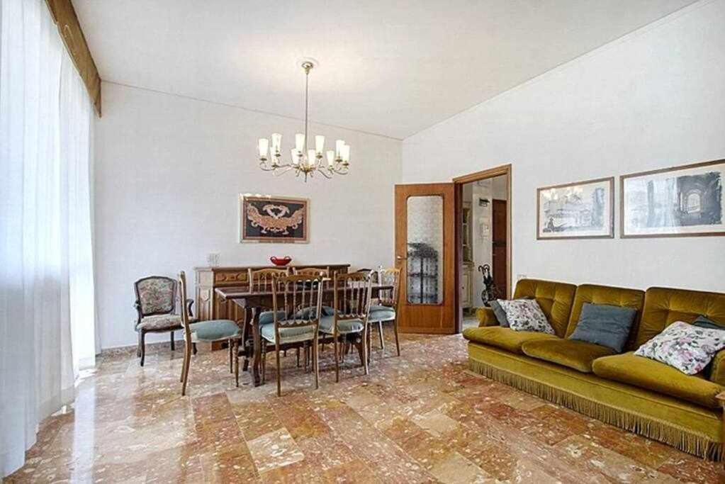 Appartement Frati Bigi With Two Bedrooms And Parking *