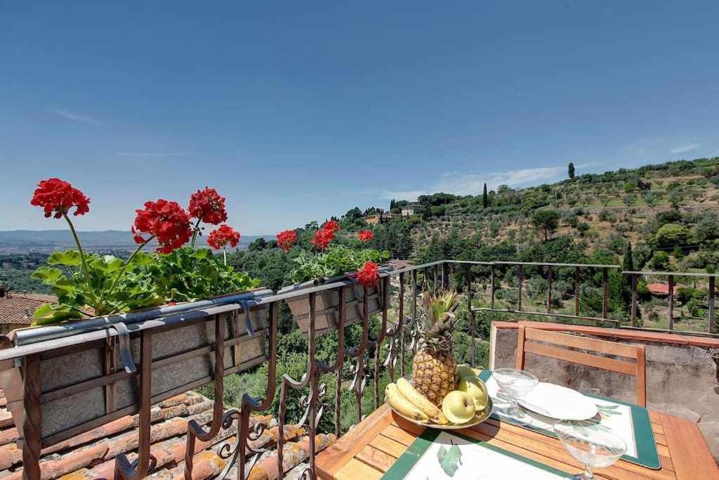 Elegante In Collina Apartment