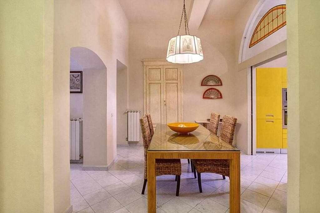 Piazza Repubblica Elegant Apartment Florence