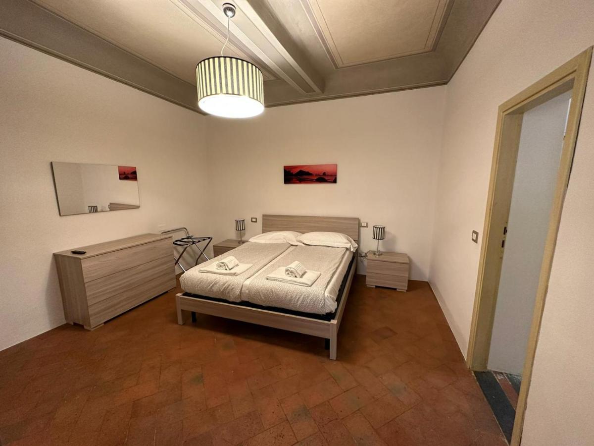 Amalia Guelfa Lejlighedshotel Firenze