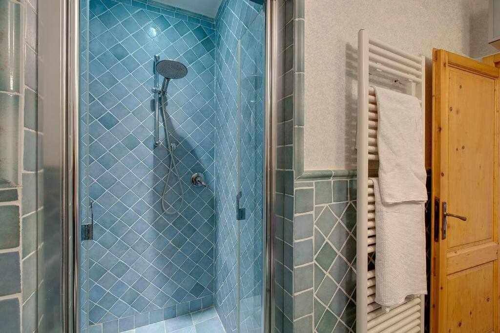 Apartment Elegante In Collina