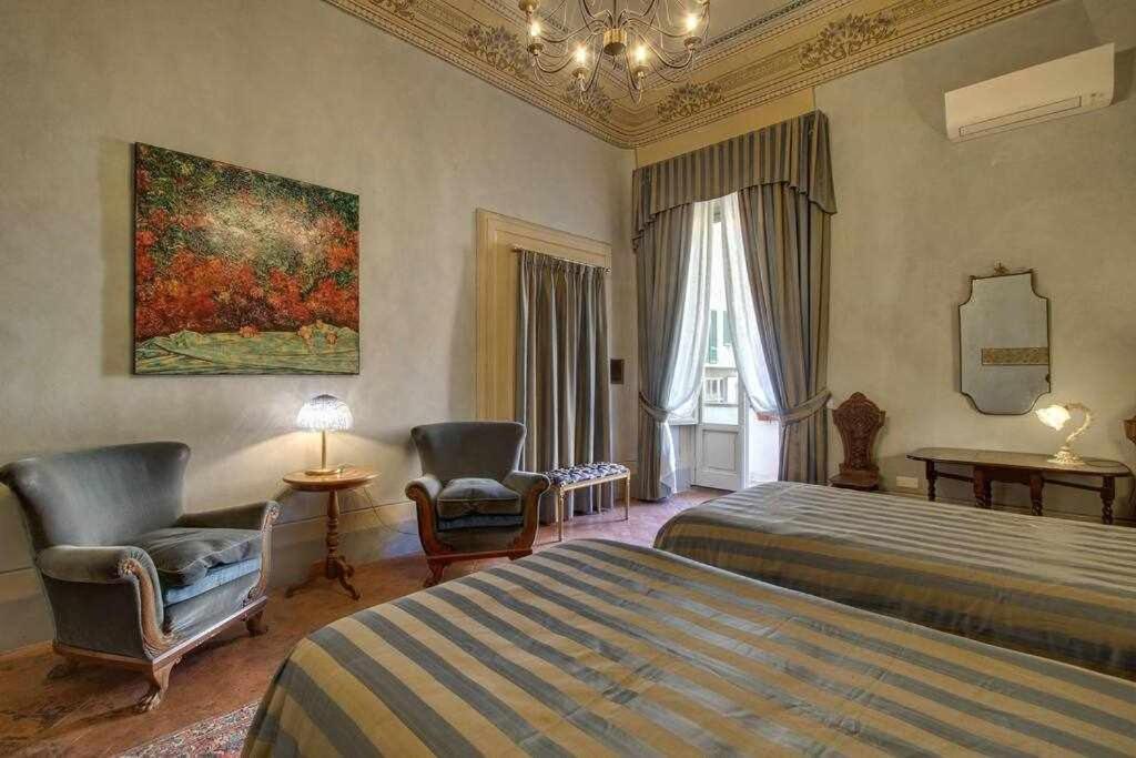 Appartement Salvemini Elegant Close To Piazza Santa Croce Florence