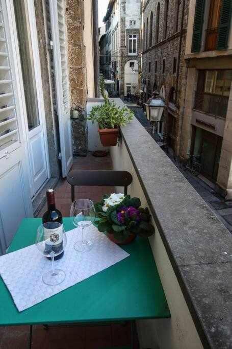 Appartement Salvemini Elegant Close To Piazza Santa Croce