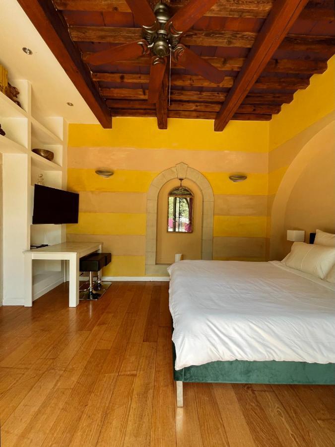Escape With Pool In Appartement *