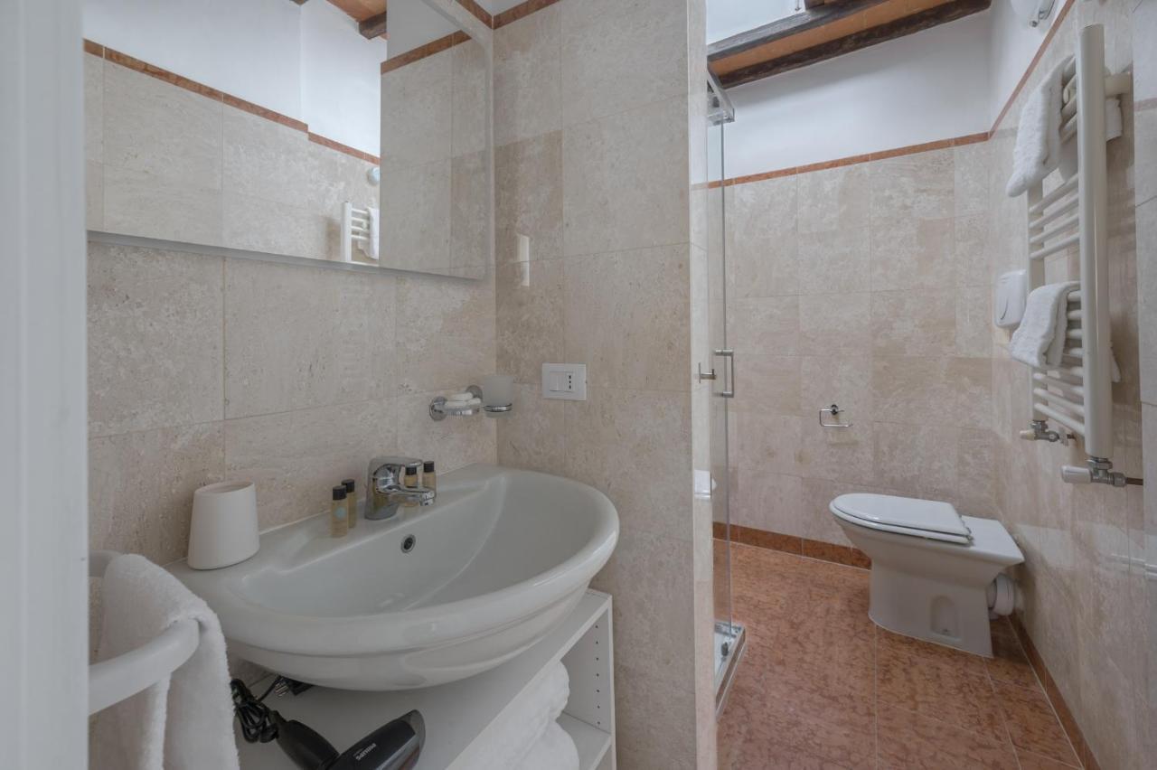Moro One Apartment