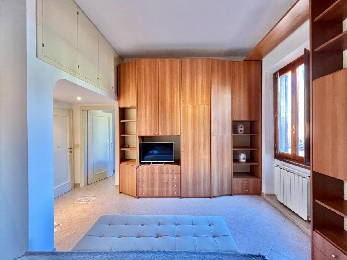 Apartment Sofy Squared San Florence
