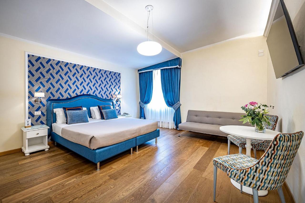 Hotel La Scaletta Al Ponte Vecchio 3*