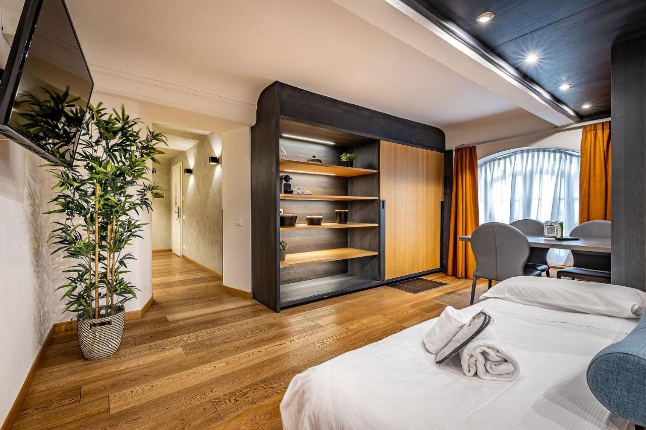 Bed & Breakfast Martelli 6 &