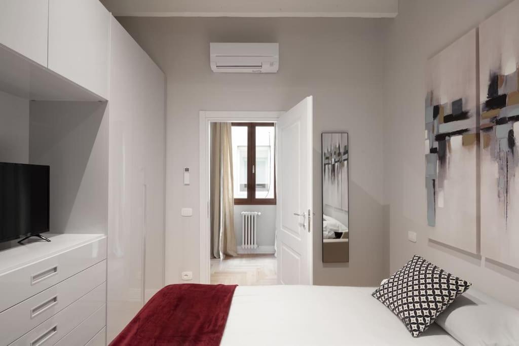 Leilighet Elegant With Stunning Frescoed Ceilings *