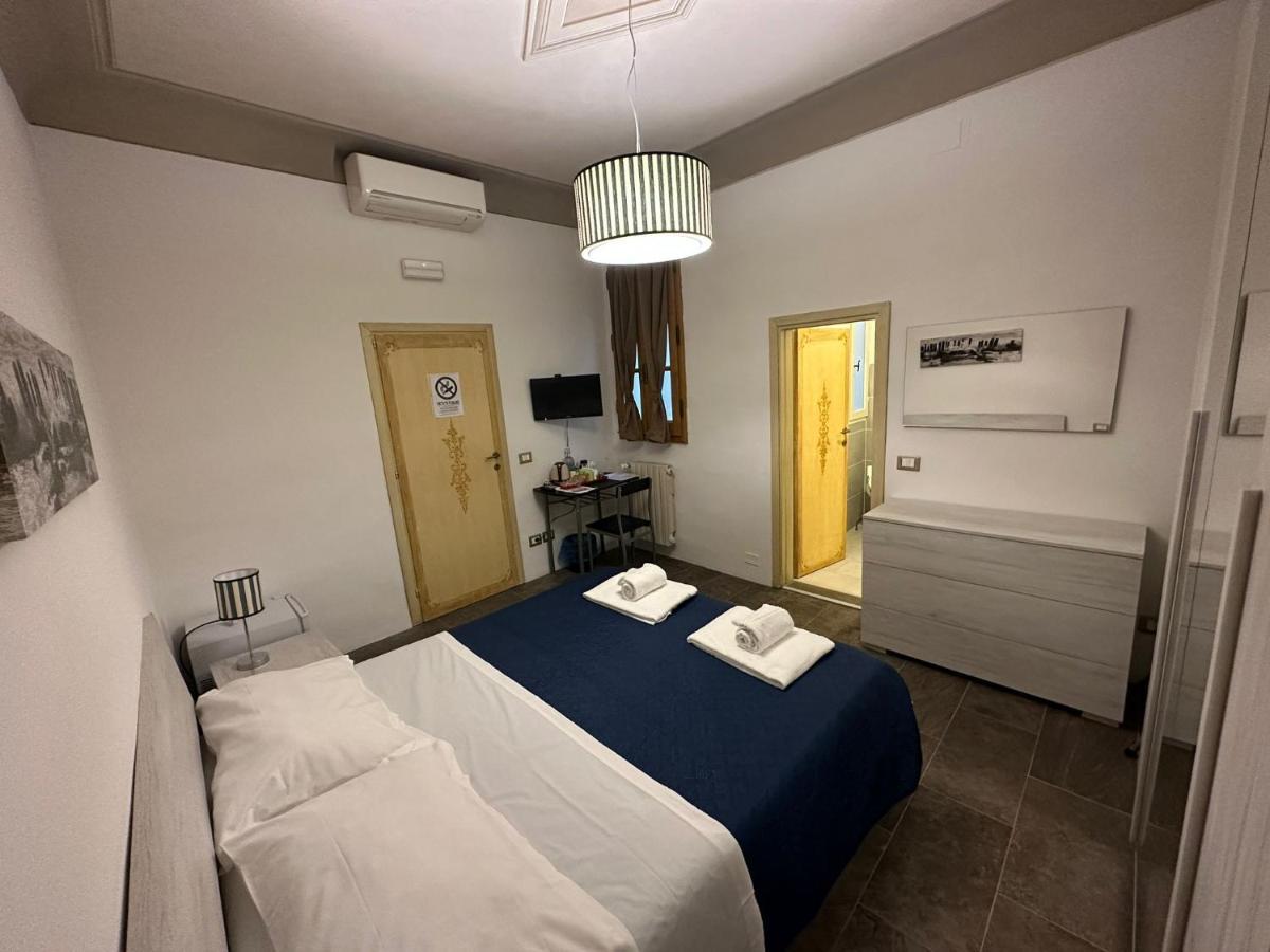 Amalia Guelfa Lejlighedshotel